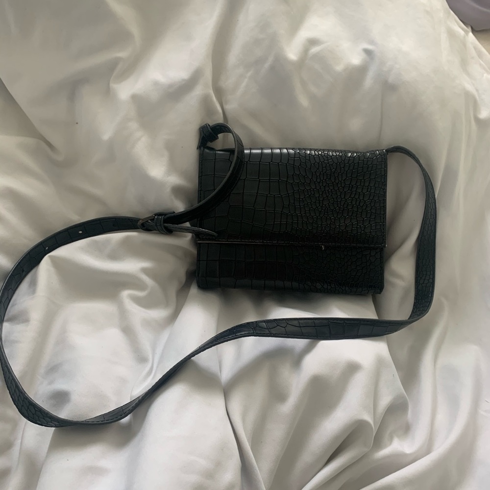 Black croc crossbody